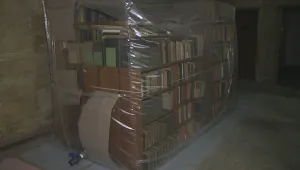 Библиотеката в Русе консервира книгите си със специален азотен балон