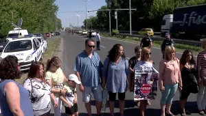 Родители на деца с увреждания затвориха пътя за Созопол