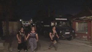 Спокойна сутрин, много полиция и въпроси без отговор в Шекер махала