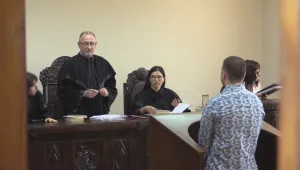 Домашен арест за мъжа, нападнал незрящи в Несебър
