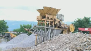 Втори ден недоволство в Ново Лески срещу кариера