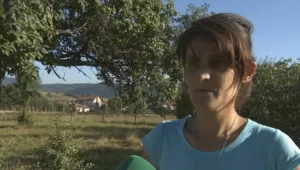 Майката, изоставила бебето си: Искам си детето, но имам нужда и от пари