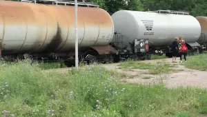 Влак прегази жена на прелез край Усойка