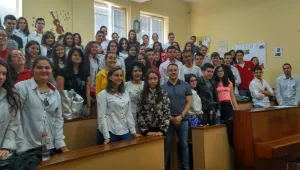 Близо 2500 ученици се срещнаха с журналисти в училище