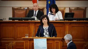 Депутатите разискват отпадането на машинното гласуване на местните избори
