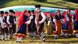 Заради Роженския събор: Превръщат Смолян, Чепеларе и Пампорово в буферни паркинги