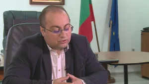 Обратно на работа след ареста: Новият директор на ДФЗ върна Калоян Костадинов