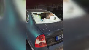 6 автомобила осъмнаха с разбити стъкла в Пловдив