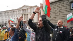 От понеделник протестите минават в нова фаза