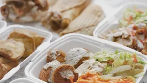 Англия забранява някои пластмасови продукти за еднократна употреба 