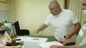 Марешки: Доста примати се опитват да се качат на клона на управлението, за да безчинстват