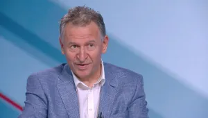 Стойчо Кацаров разпореди свикване на областните кризисни щабове