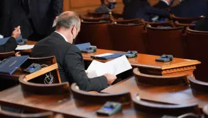 Депутатите обсъждат дали да имат заседания всяка седмица 