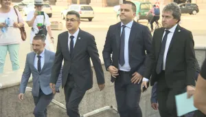 ИТН дойдоха за мандата, води ги Пламен Николов