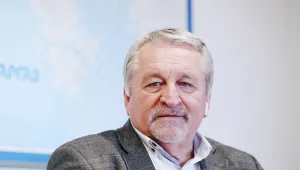 Хиновски с декларация до президента и партиите заради опасения за енергийната ни сигурност