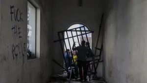 Президентът на Шри Ланка избяга на Малдивите