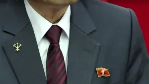 По стъпките на баща си и дядо си: Ким Чен-ун засилва култа към личността си