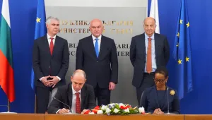 България подписа договор за проучване на енергиен коридор Изток-Запад