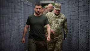 Володимир Зеленски провери лабиринт от окопи и землянки до Беларус