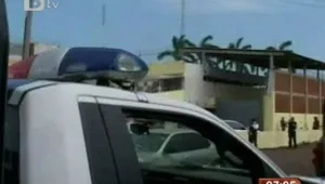 Бивш полицай отвлече туристически автобус във Филипините 