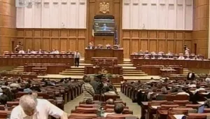 Румънското правителство оцеля при поредния вот на недоверие 