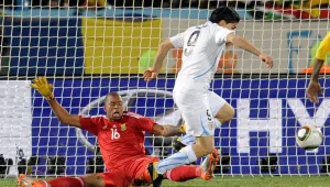 Уругвай разгроми домакина ЮАР с 3:0