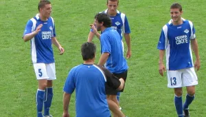 Спортист диша във врата на Етър