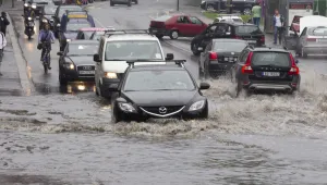 Дъблин под вода, обявиха извънредно положение