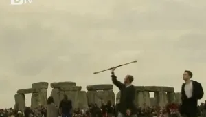 Летен празник край Стоунхендж