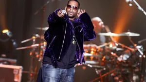 Бившият мениджър на R. Kelly съди звездата за 1 млн. долара