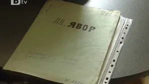 Засегнат оспори агентурното си минало 