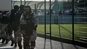 Полската полиция арестува 14 фенa преди мача Ейре-Хърватия