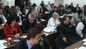 Общинарите в Силистра не искат да режат заплатите си
