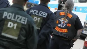 Хиляда германски полицаи срещу моторджиите от Bandidos