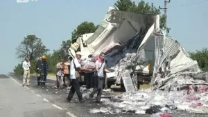 Мъж загина при тежка катастрофа между камиони