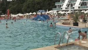 Здравните власти проверяват водните атракции по морето