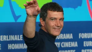 Бандерас оставя отпечатъци в Залата на славата на НДК