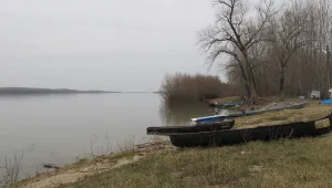 Непочистени речни корита създават опасност от наводнения