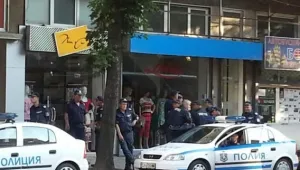Операта изнася Вагнер сред боклуци, крясъци и миризма от урина