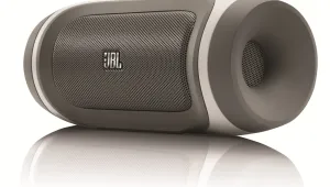 JBL Charge – преносима звукова бомба