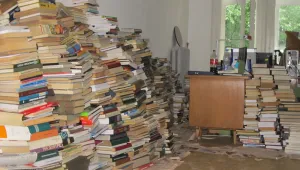 Наводнение в русенската библиотека, спасяват 50 хил. книги