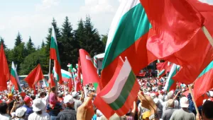 Функционер и група младежи напускат БСП и отиват в АБВ