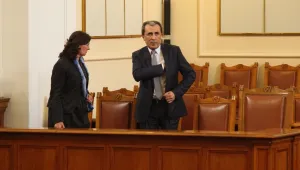 Орешарски си изми ръцете с ГЕРБ за спрените европари