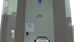 Падналата в асансьорна шахта жена излезе от кома