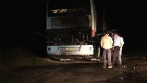 Пътнически автобус се запали в движение