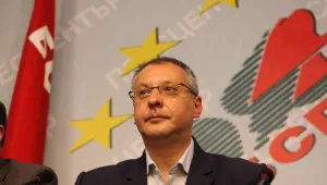 Станишев освободи БСП от лидерството си