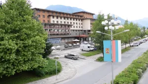 Над 300 ученици се включиха в лятна младежка бригада в Смолян