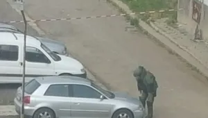 Обезвредиха граната, открита под автомобил в кв. „Обеля”