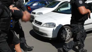 Двама от издирваните за стрелбата в 
