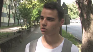 Ученик от Стара Загора намери и върна пенсията на възрастен човек
